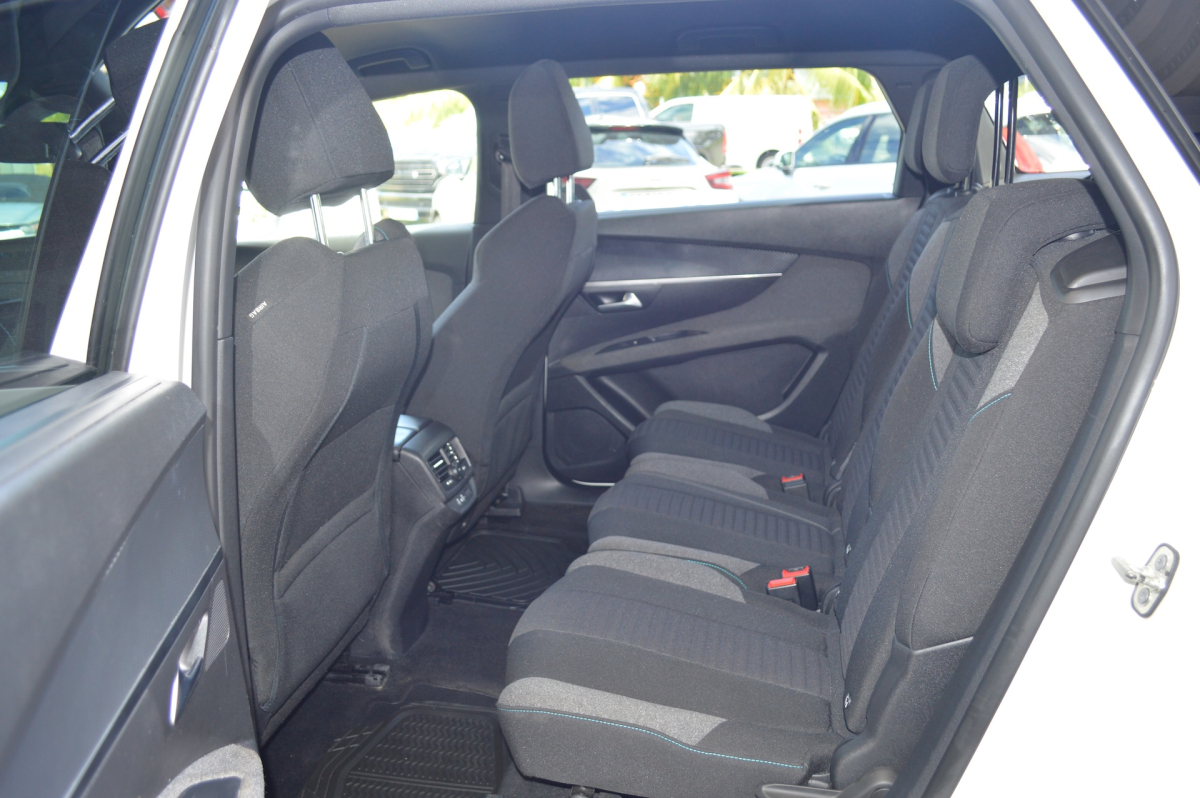 Peugeot 5008 — 13
