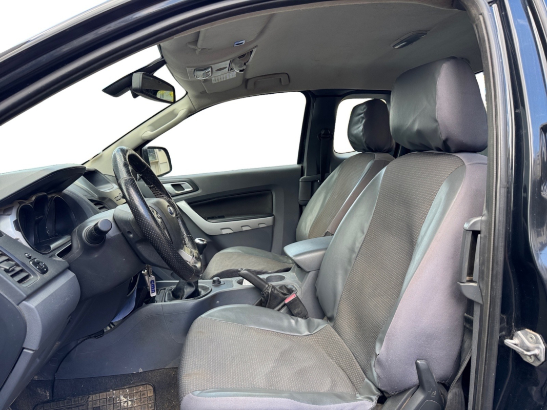 Ford Ranger — 10