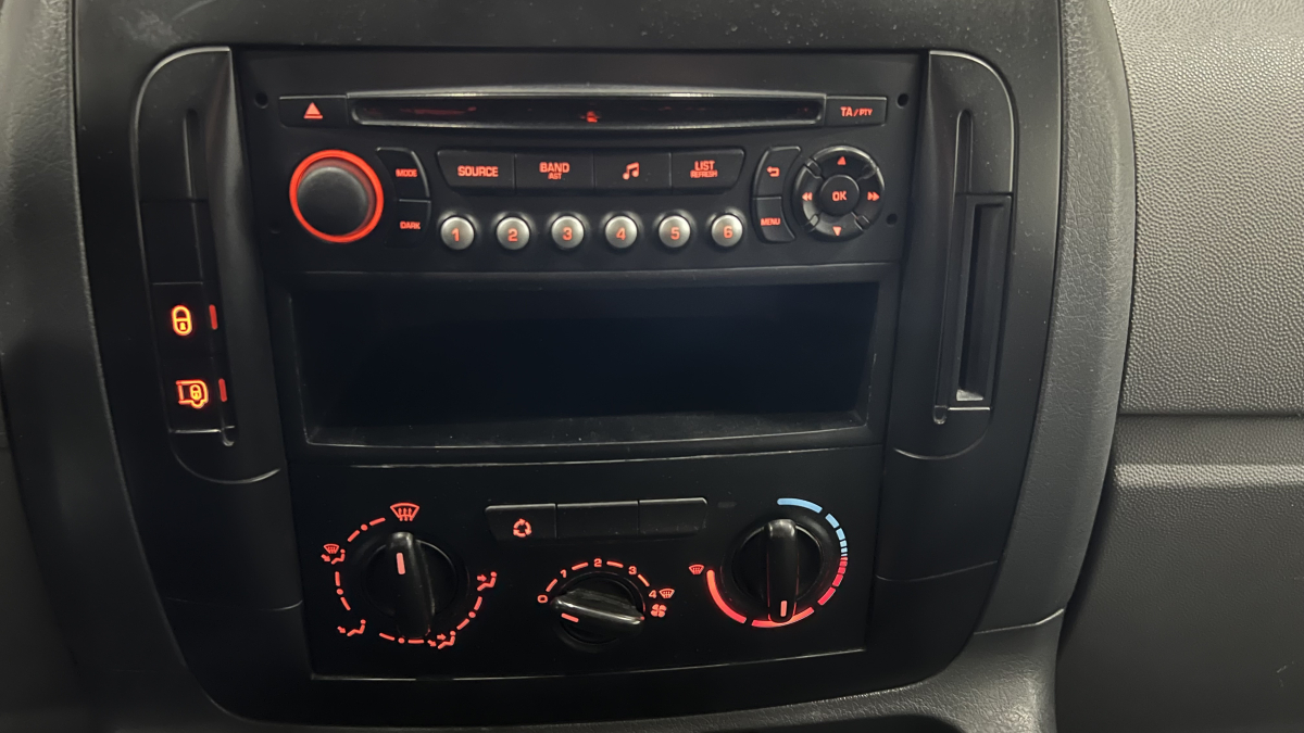Citroen Jumpy — 16