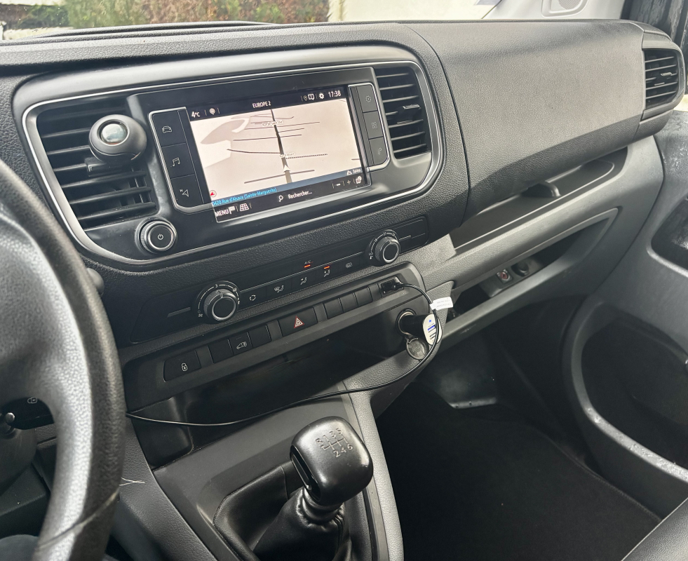 Opel Vivaro — 21