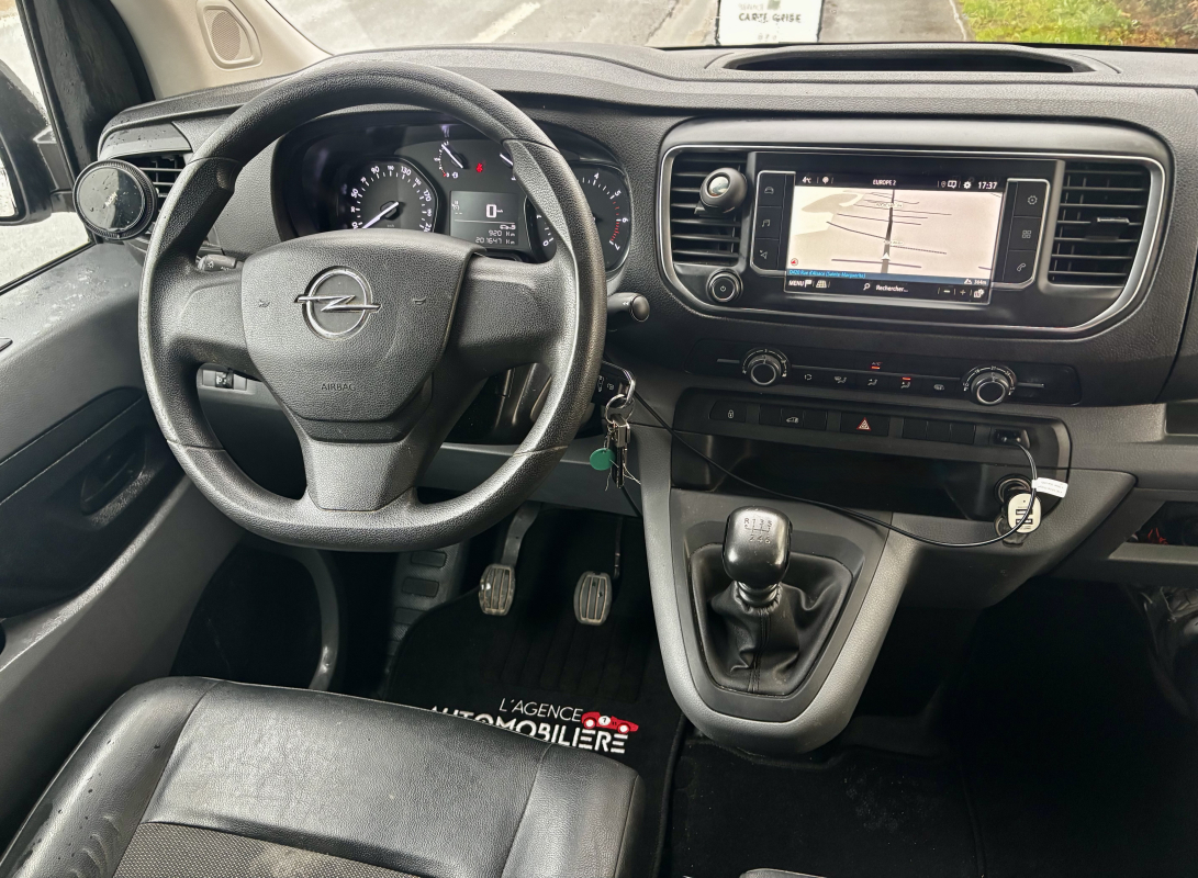 Opel Vivaro — 18
