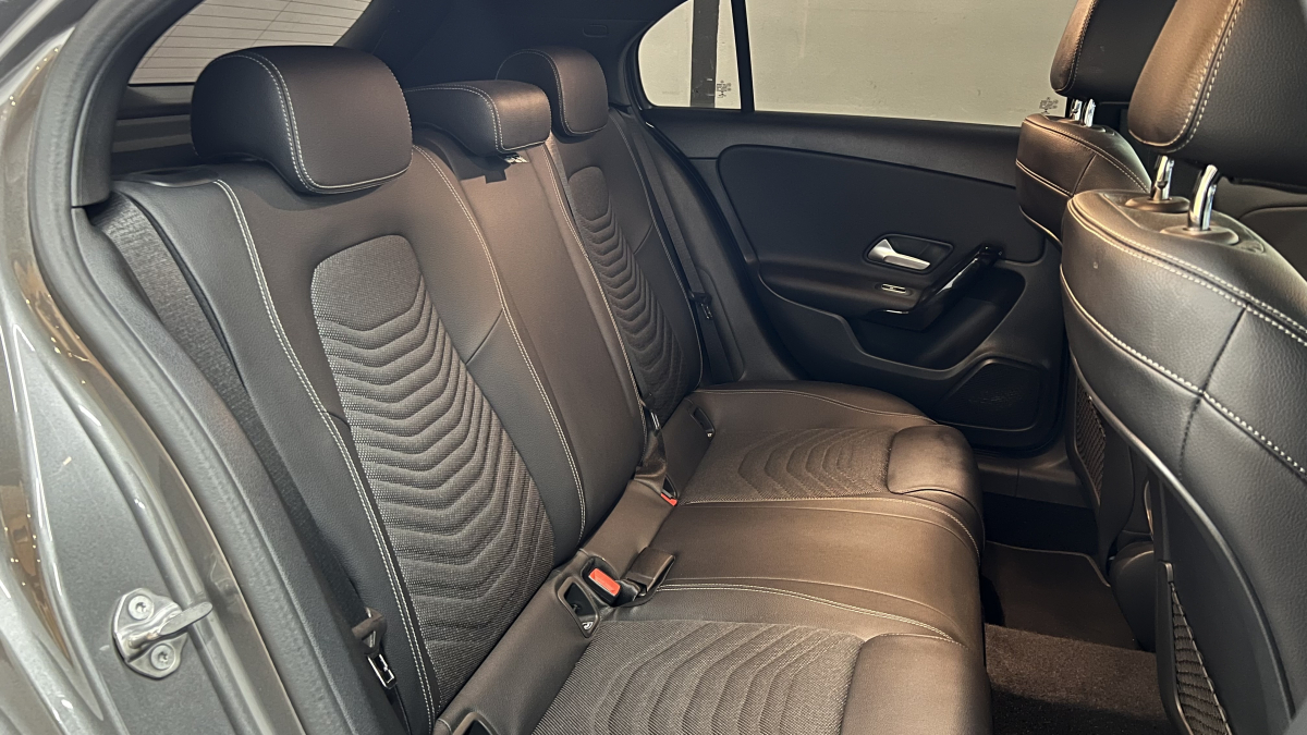 Mercedes Classe A — 14