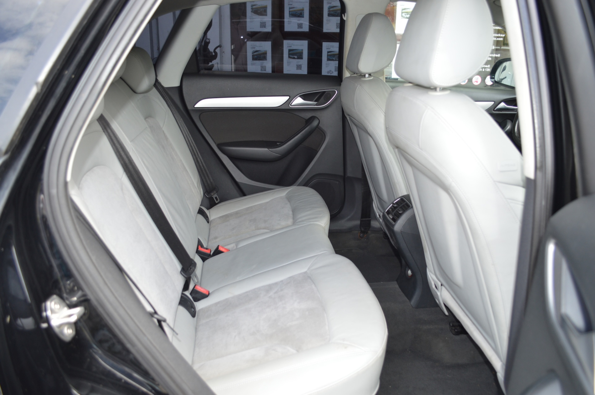 Audi Q3 — 11