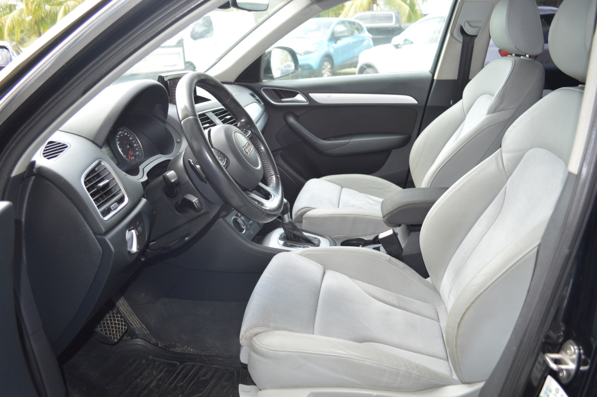 Audi Q3 — 13