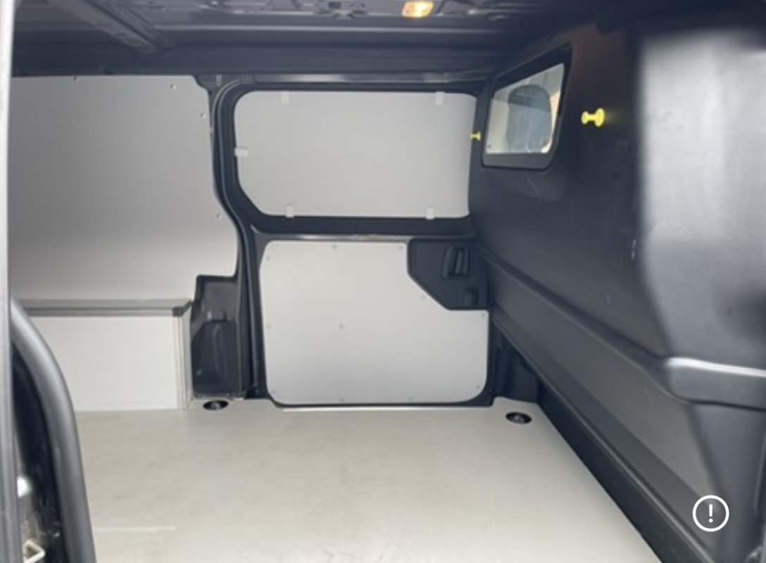 Peugeot EXPERT III — 21
