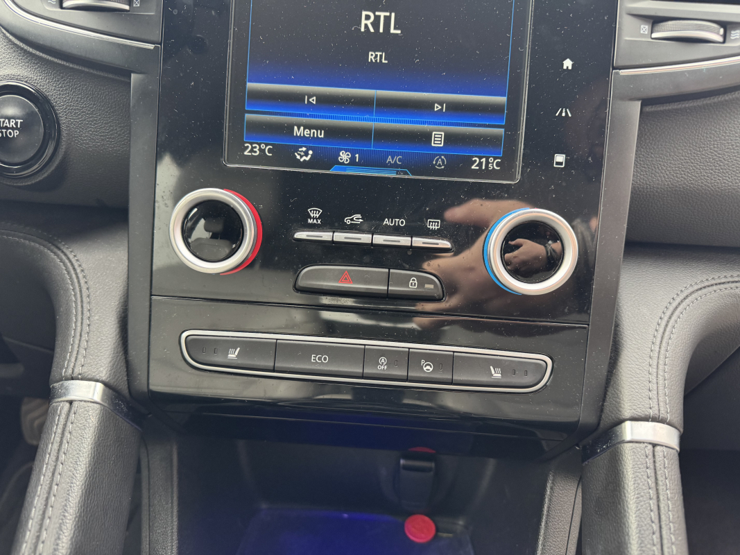 Renault Koleos — 19