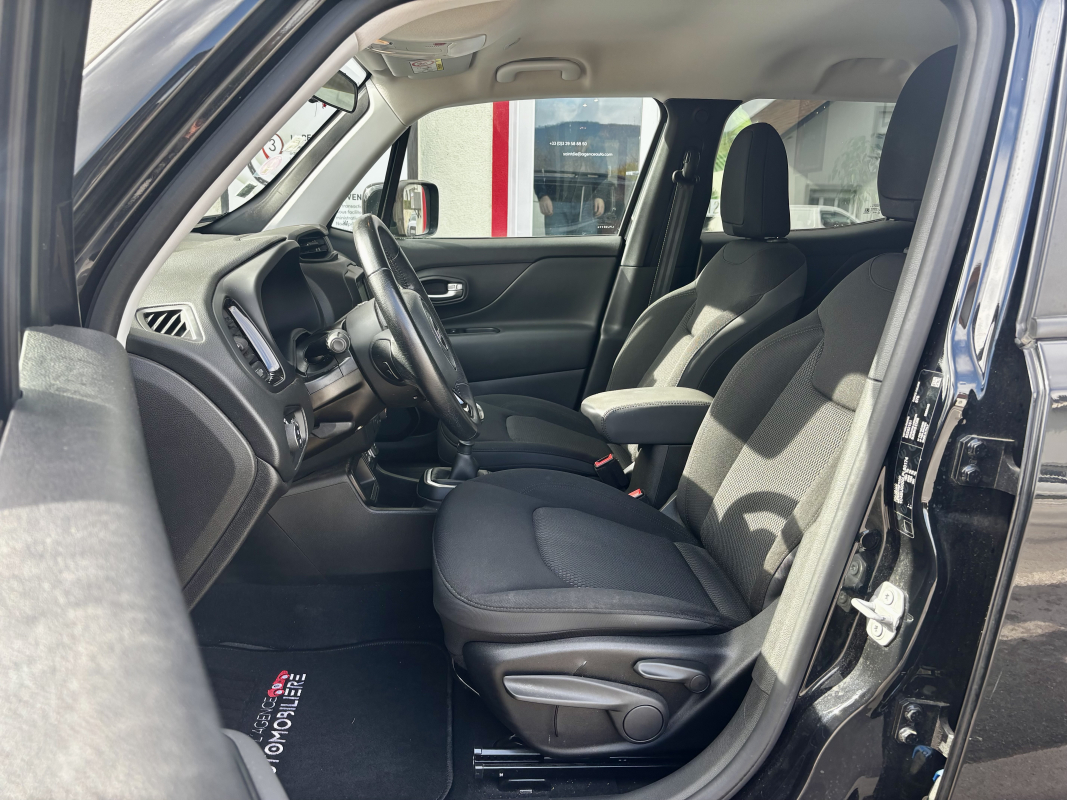Jeep Renegade — 12