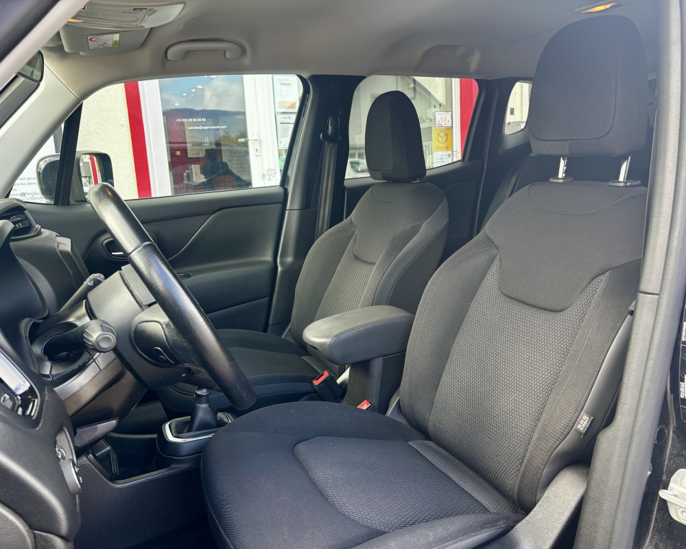 Jeep Renegade — 13