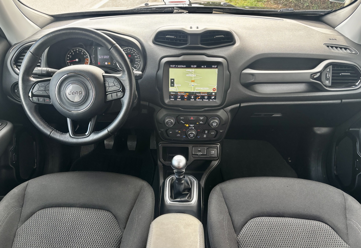 Jeep Renegade — 14