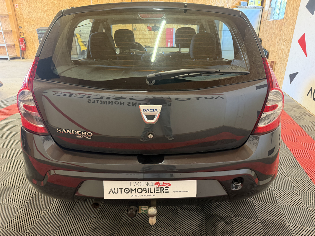 Dacia Sandero — 4