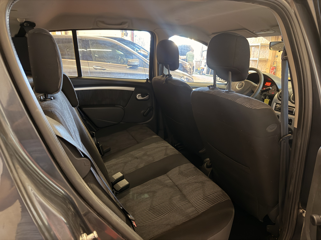 Dacia Sandero — 17