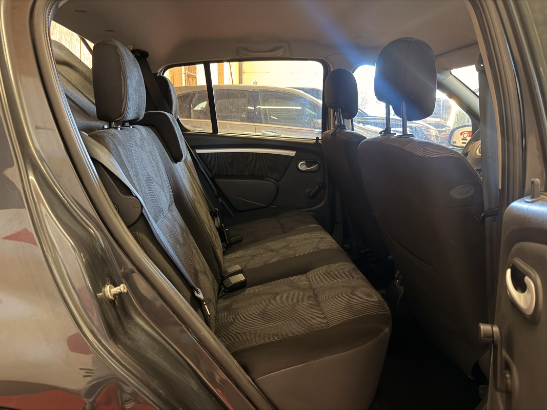 Dacia Sandero — 18