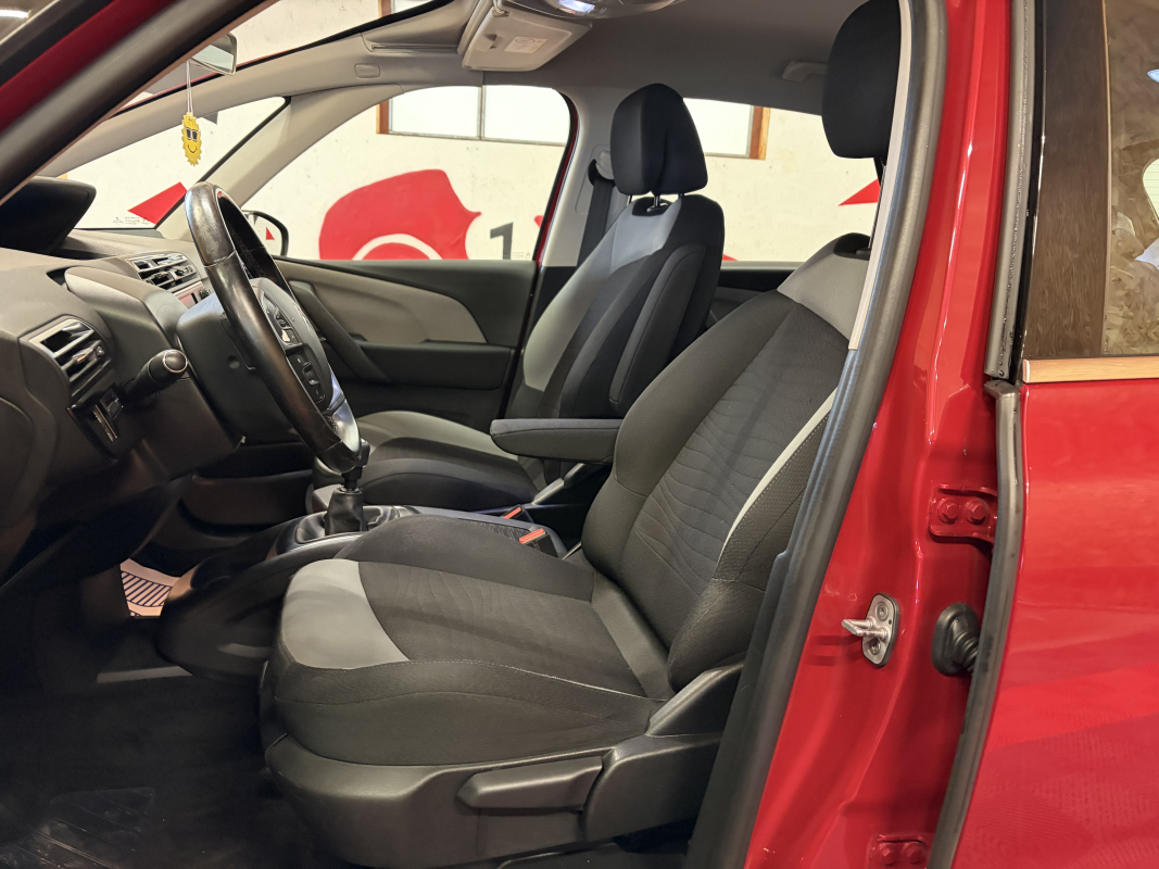 Citroen C4 Picasso — 9