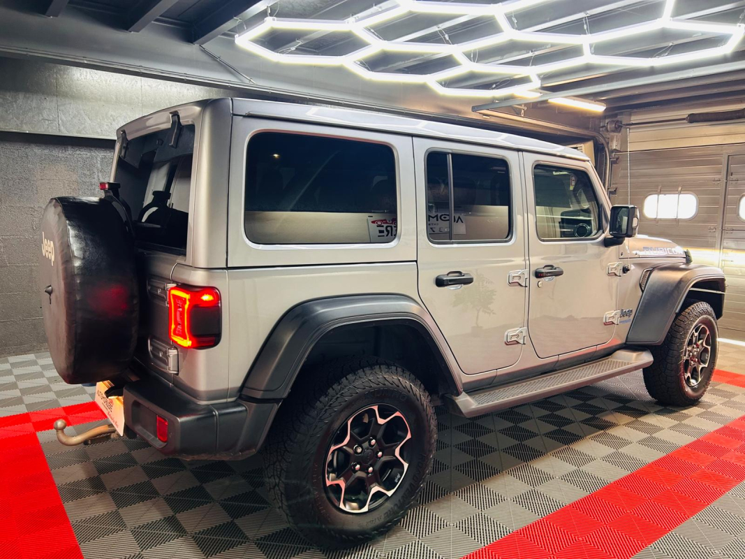 Jeep Wrangler Unlimited — 5