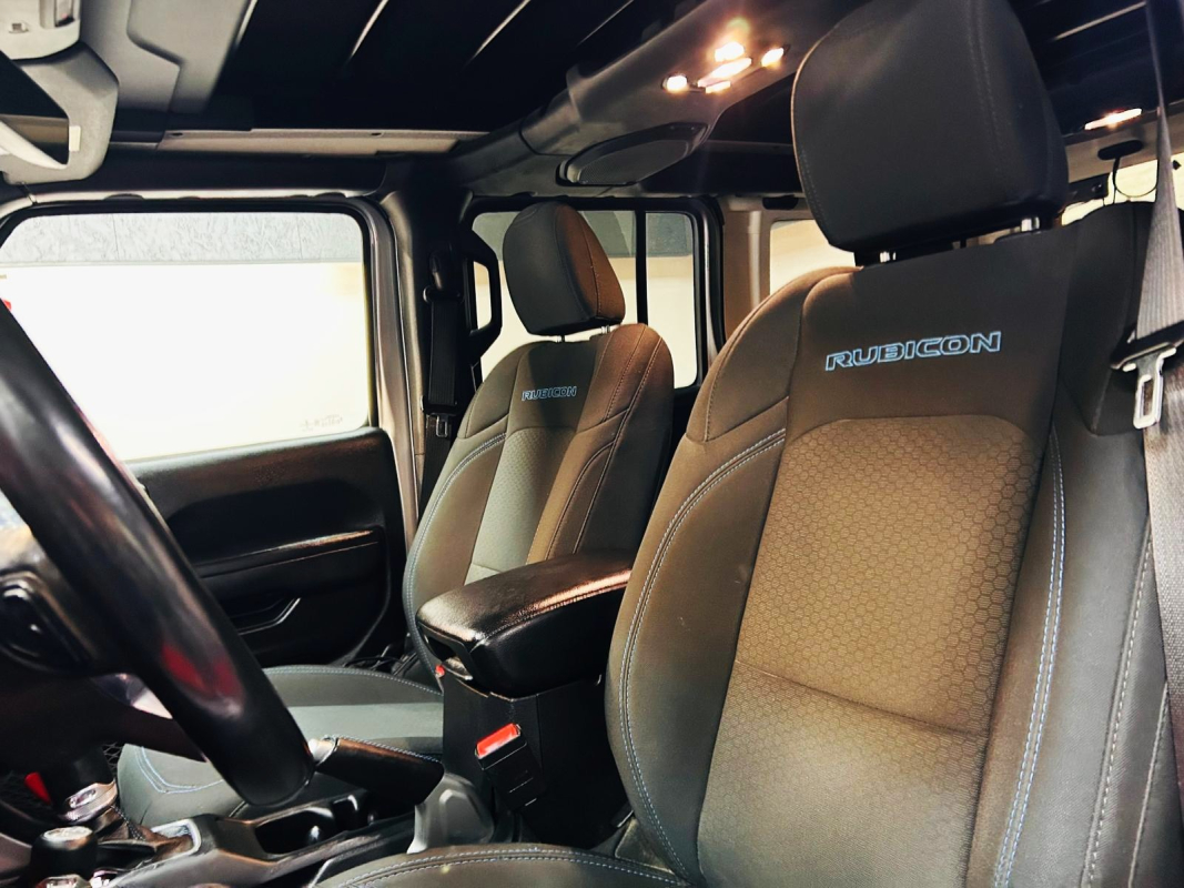 Jeep Wrangler Unlimited — 11