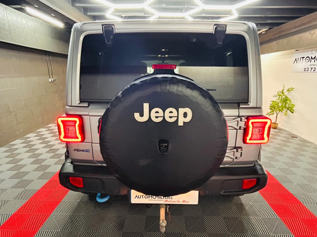 Jeep Wrangler Unlimited — 7