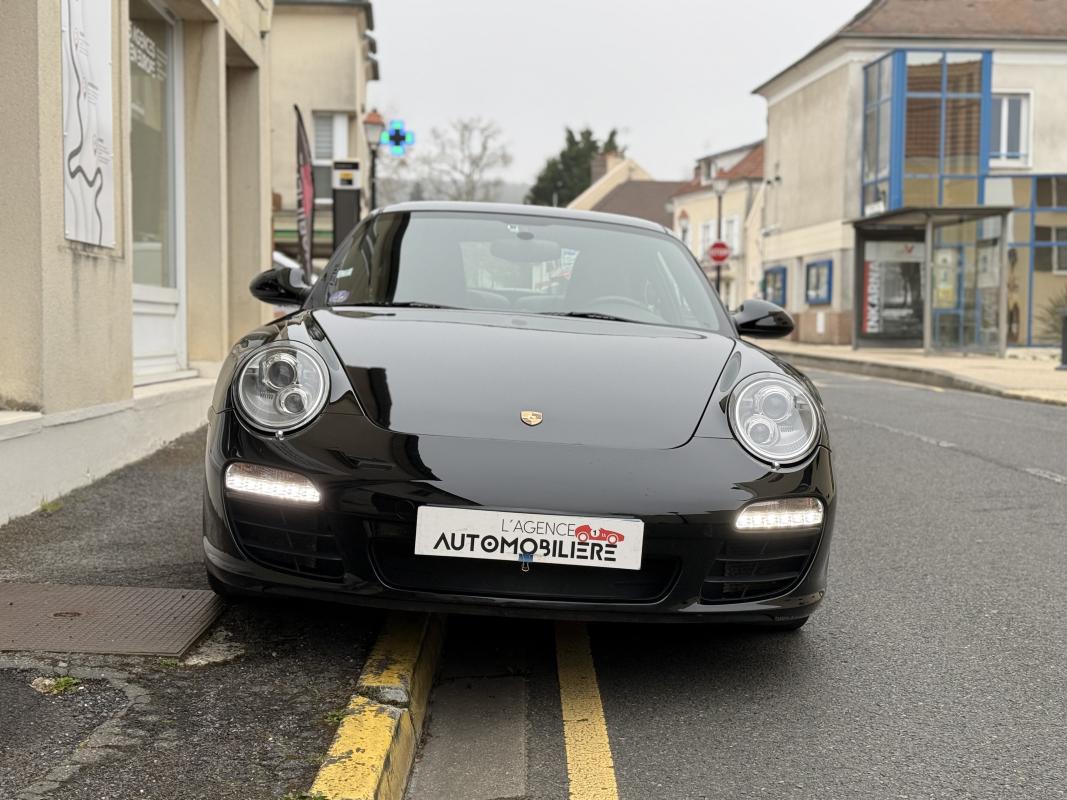 Porsche 911 — 2