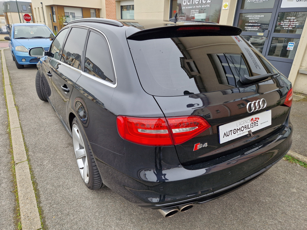 Audi S4 — 3