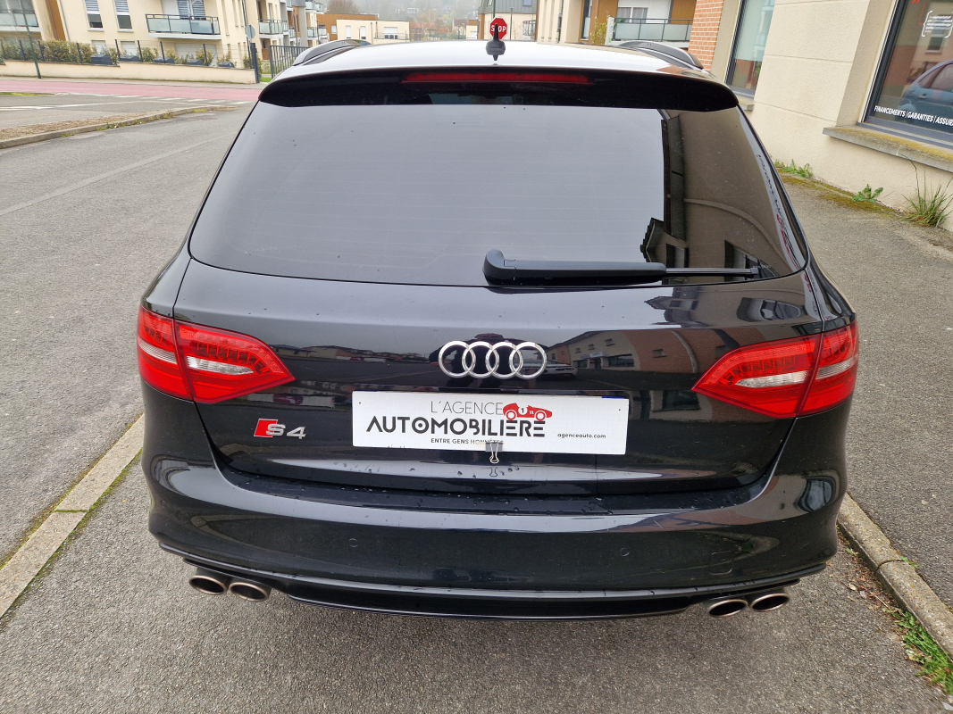 Audi S4 — 4