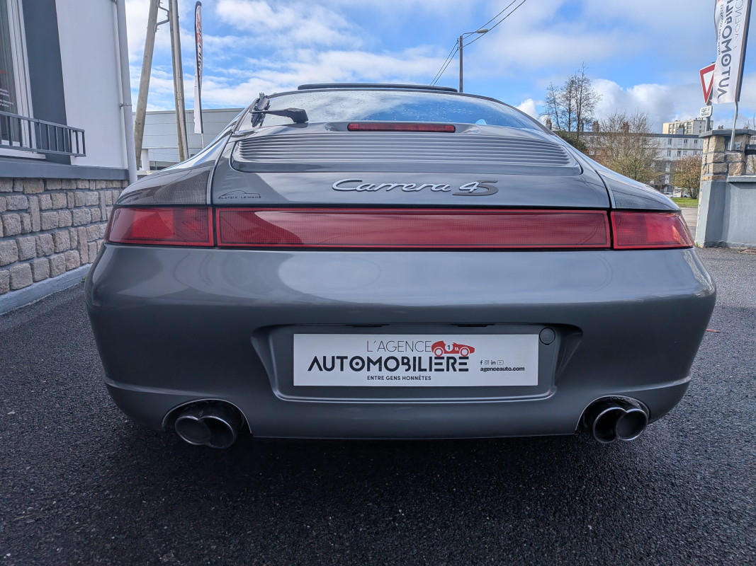 Porsche 911 (996) Carrera 4 S — 5