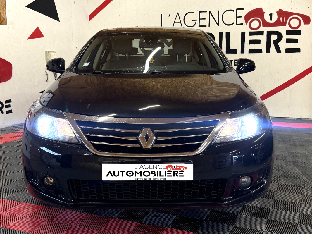 Renault Latitude — 7