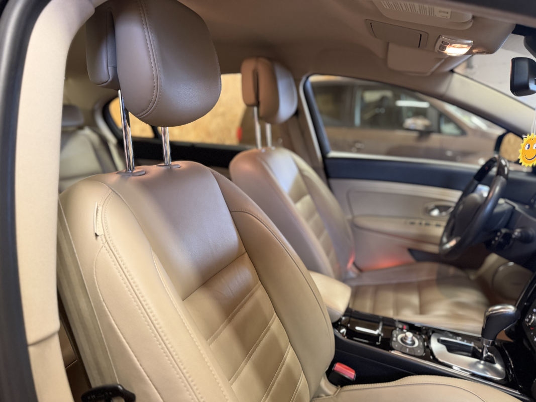 Renault Latitude — 10