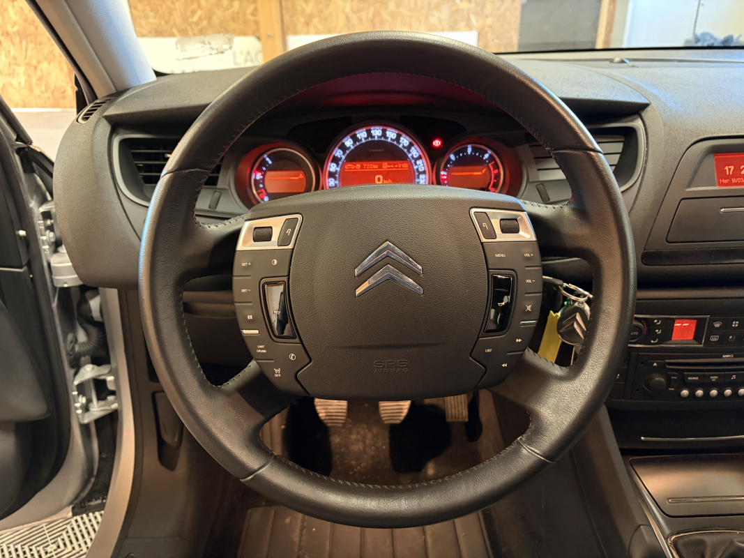 Citroen C5 — 8