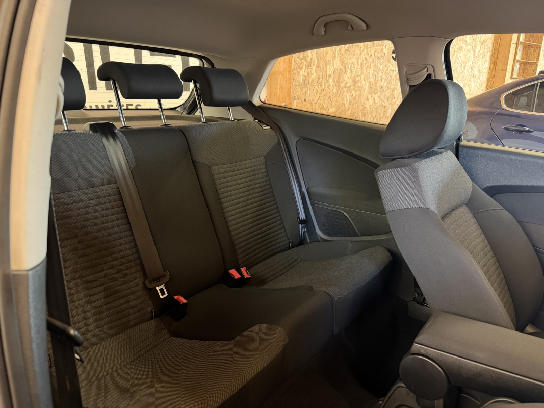 Volkswagen Polo — 15