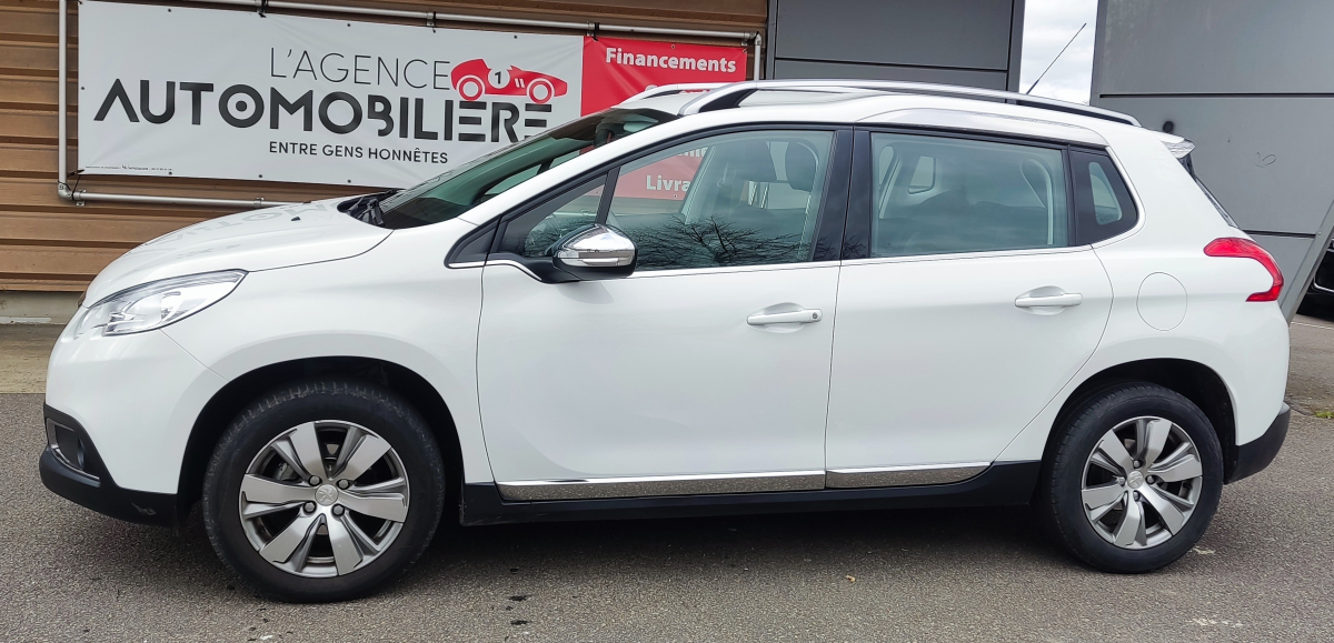 Peugeot 2008 — 20