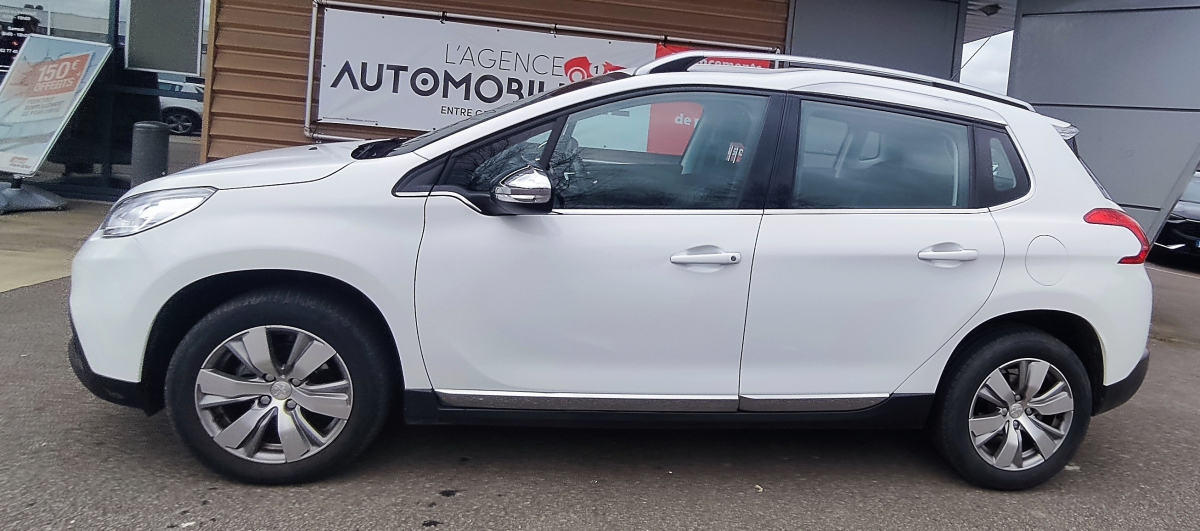 Peugeot 2008 — 9