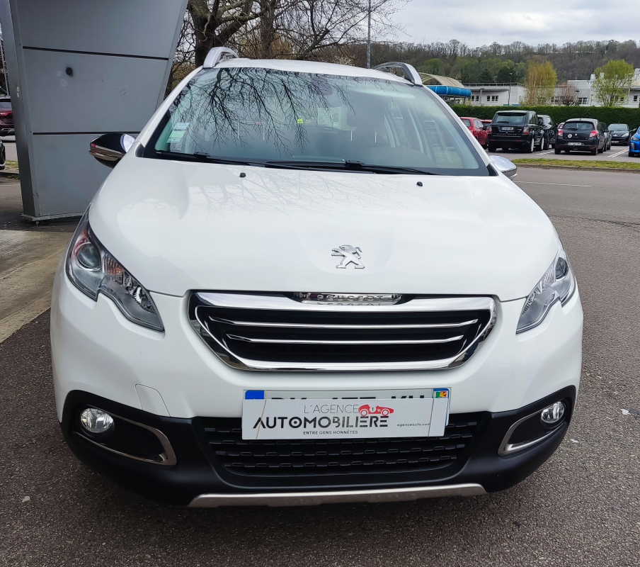 Peugeot 2008 — 4