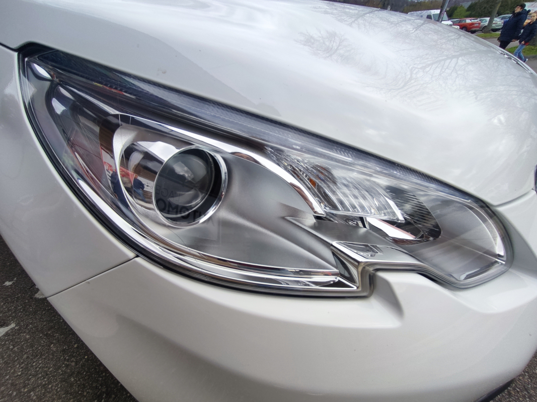 Peugeot 2008 — 37