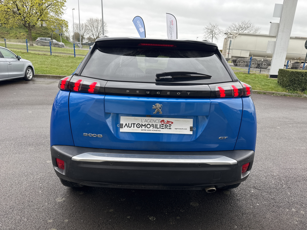 Peugeot 2008 — 7