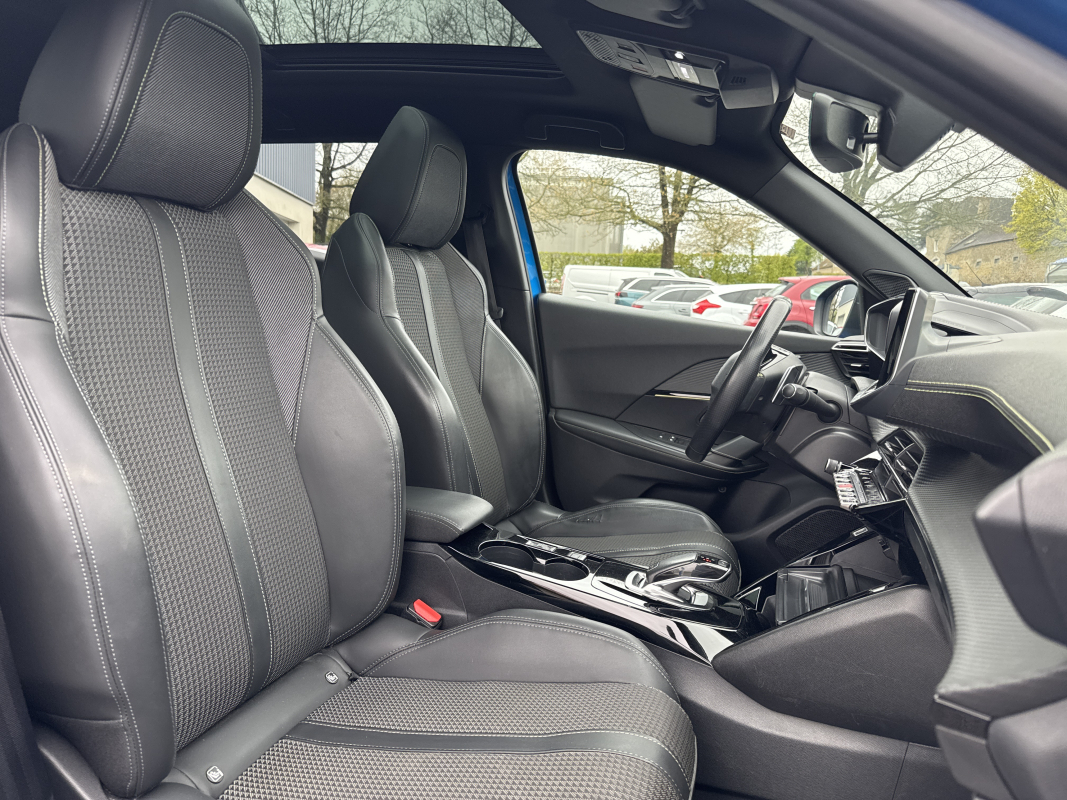 Peugeot 2008 — 27