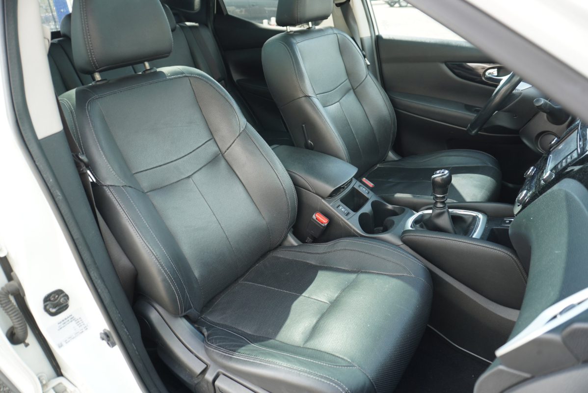 Nissan Qashqai — 12
