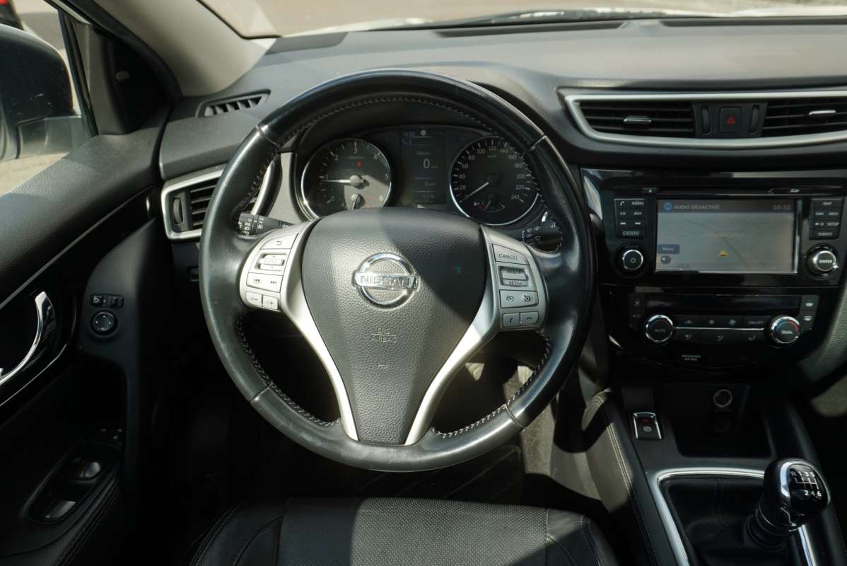 Nissan Qashqai — 16