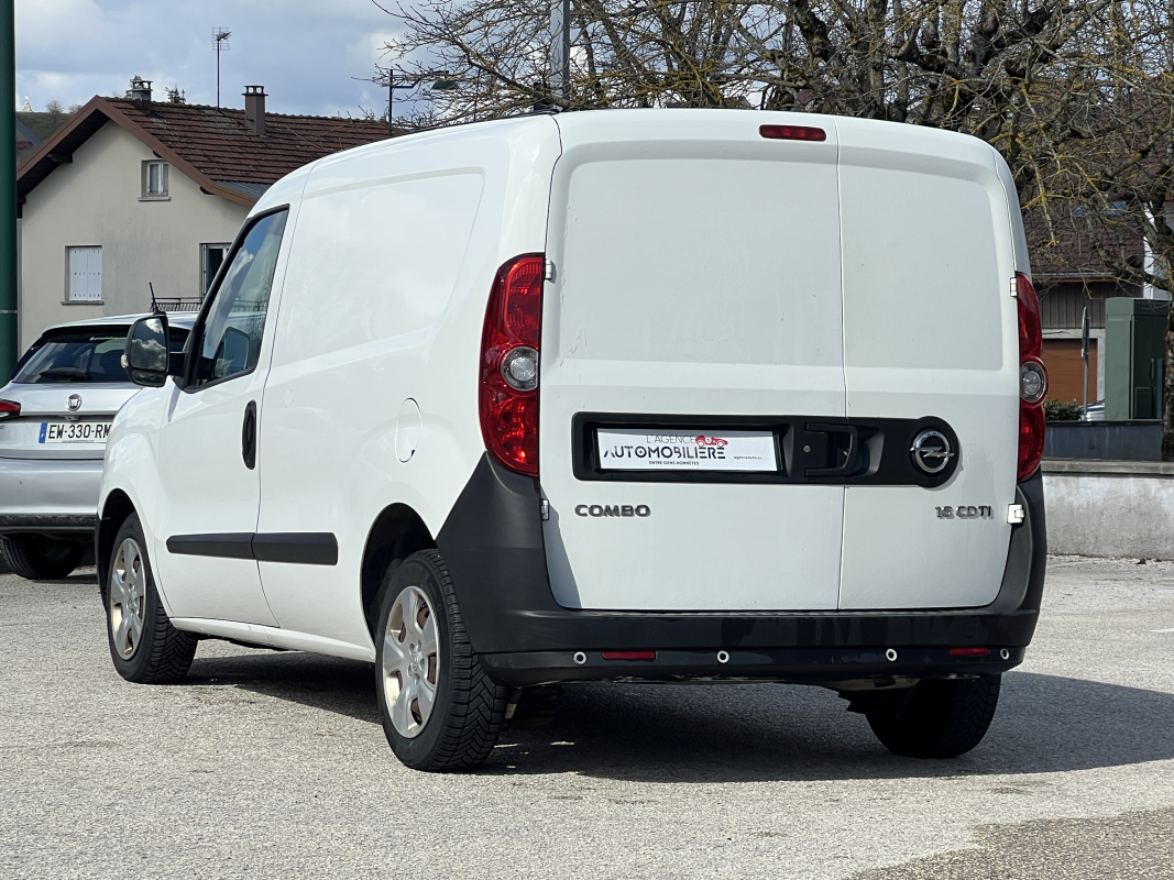 Opel Combo — 3