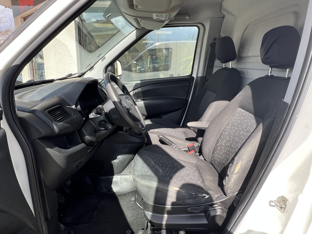 Opel Combo — 22