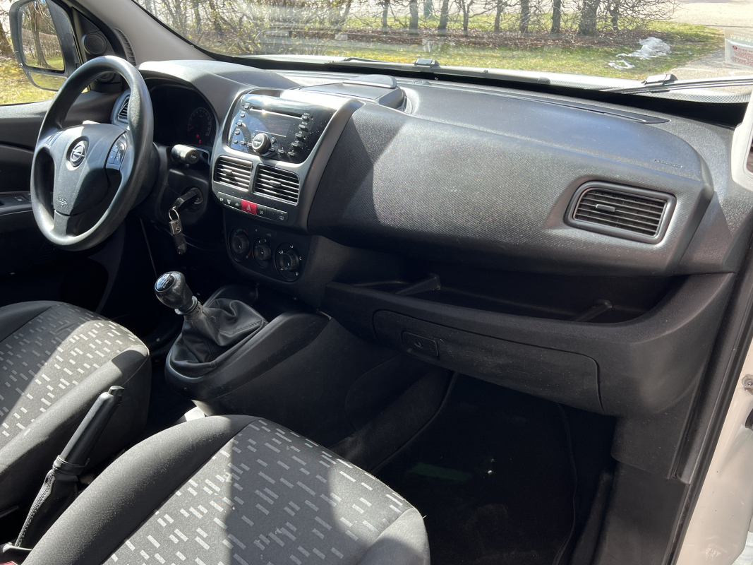 Opel Combo — 21