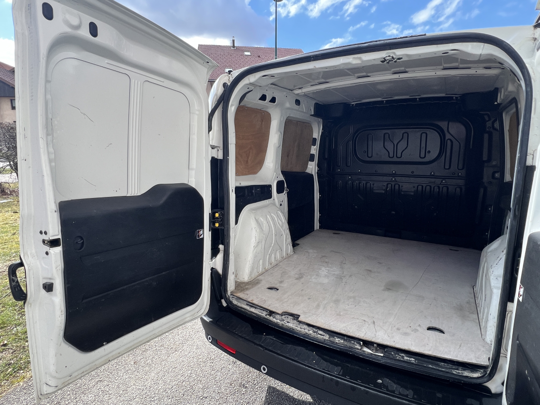 Opel Combo — 25