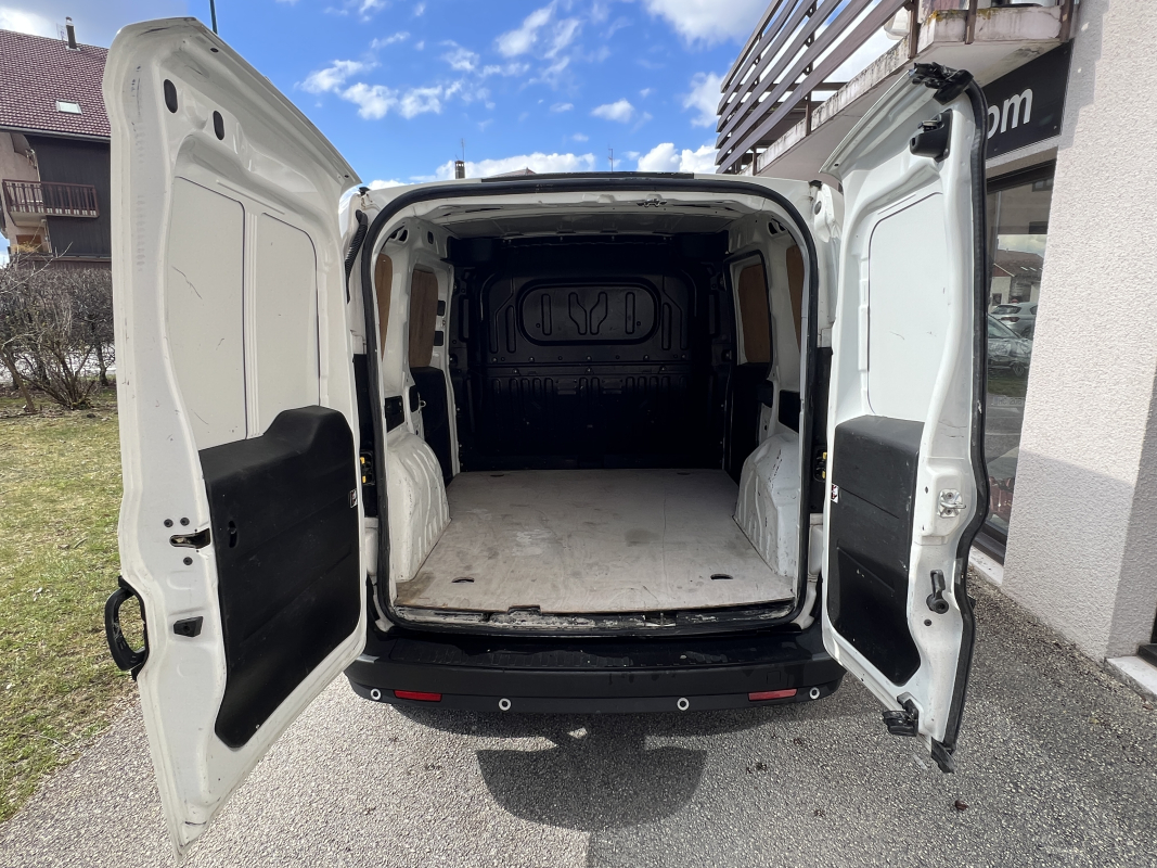 Opel Combo — 15
