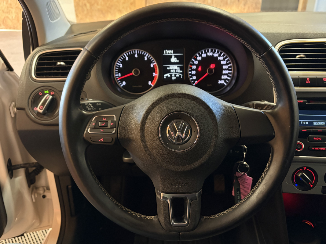 Volkswagen Polo — 10