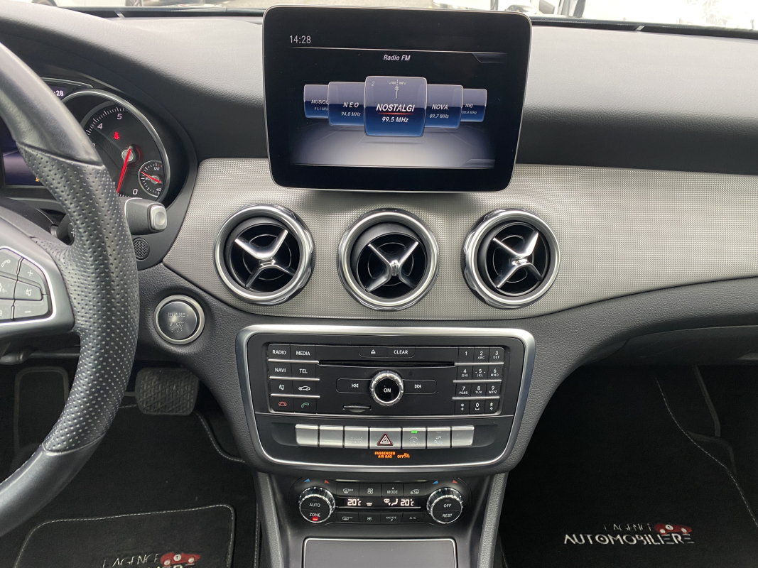 Mercedes GLA — 27
