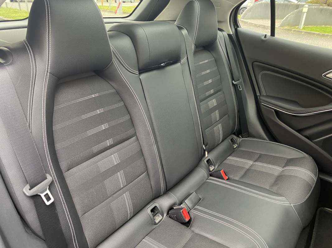 Mercedes GLA — 19