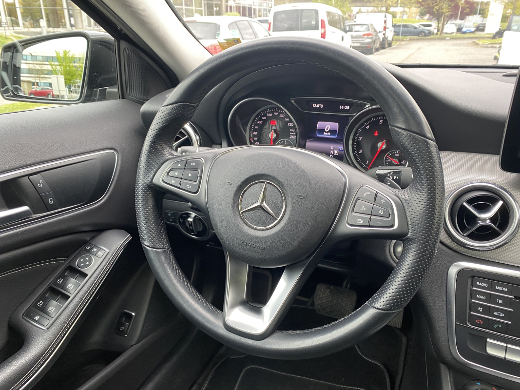 Mercedes GLA — 29