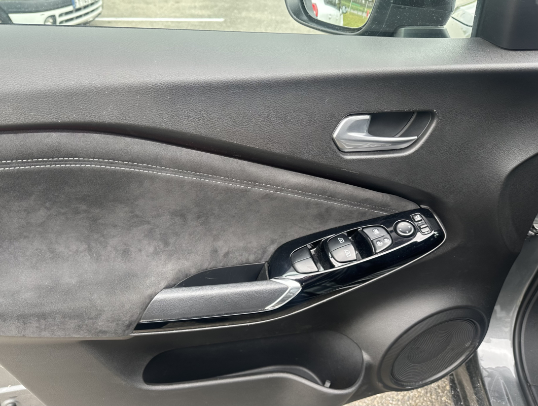 Nissan Juke — 8