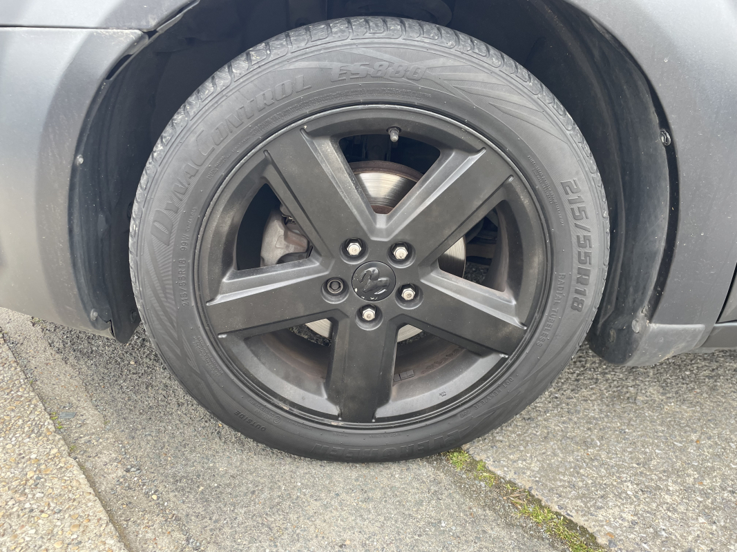 Dodge Avenger — 18