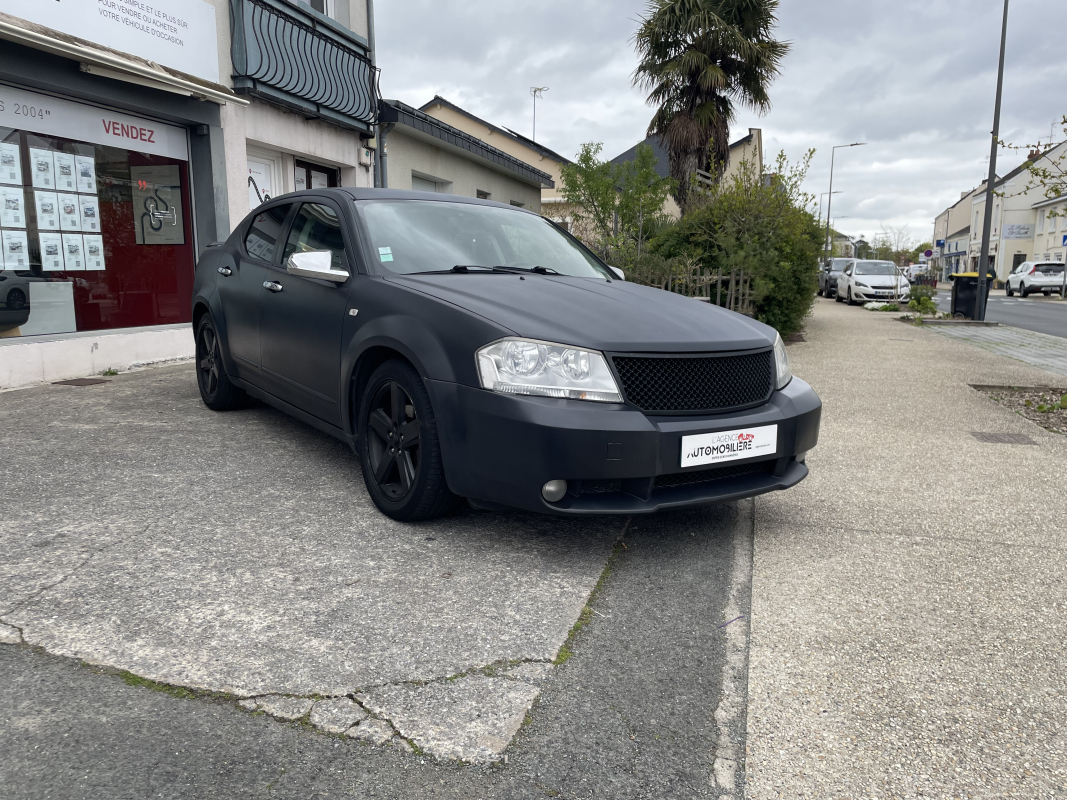Dodge Avenger — 3