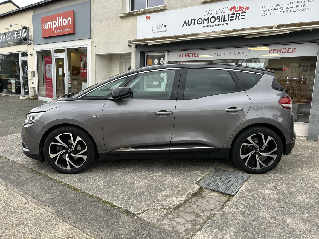Renault Scenic — 8