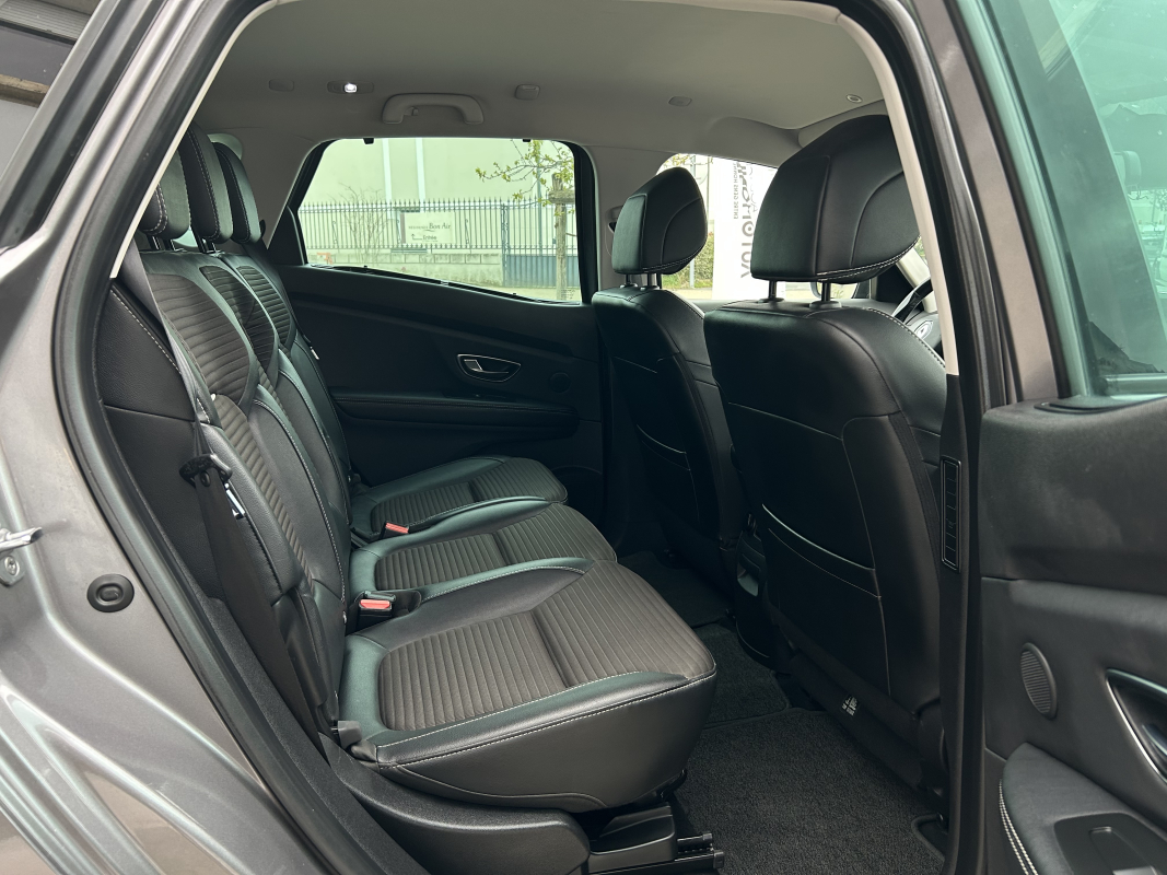 Renault Scenic — 20